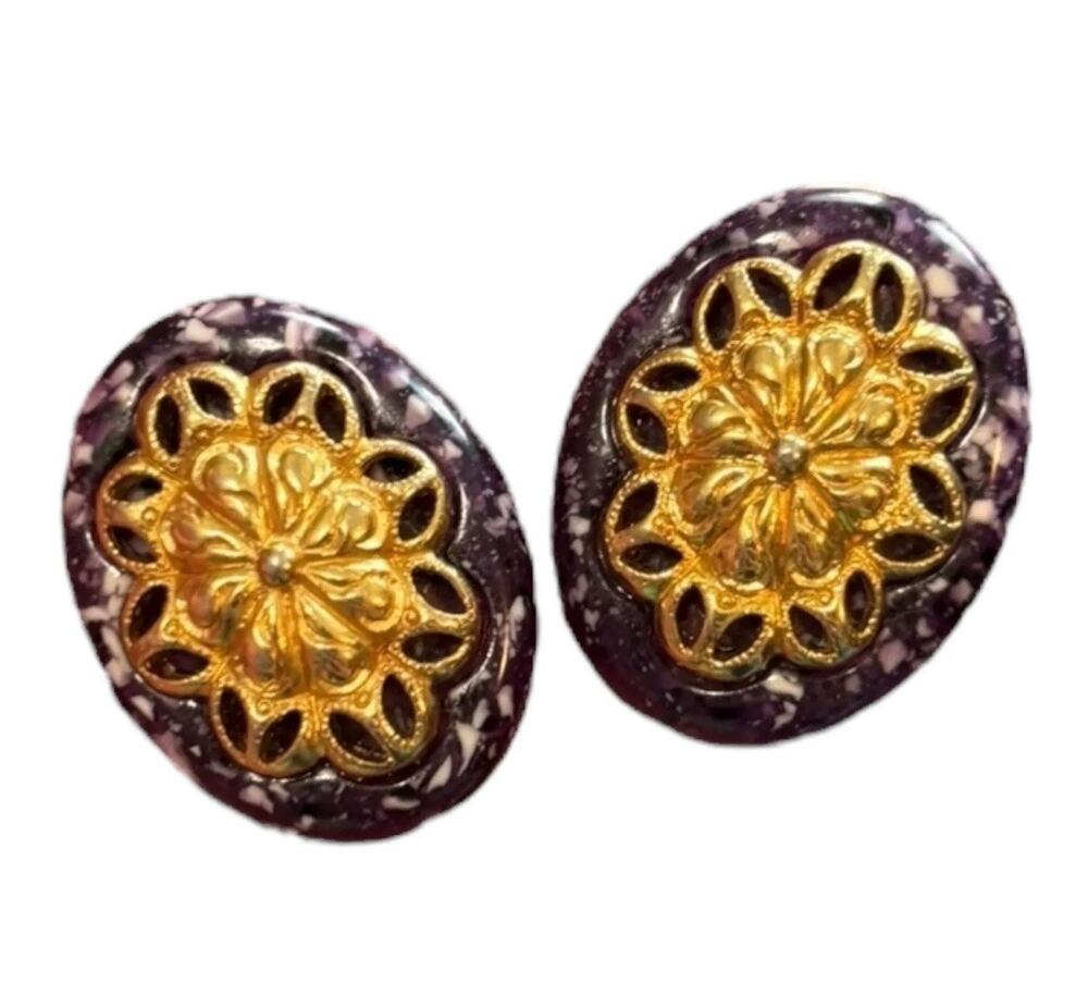 Vintage Purple Confetti Lucite Clip On Earrings Gold Tone Mid Century